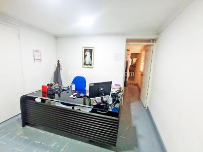 Casa de 5 alcobas en venta en Centro, Medellín, 890 m² · foto 10 de 20