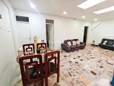 Casa de 5 alcobas en venta en Centro, Medellín, 890 m² · foto 11 de 20