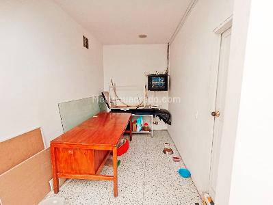 Casa de 5 alcobas en venta en Centro, Medellín, 890 m² · foto 13 de 20
