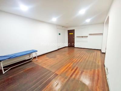 Casa de 5 alcobas en venta en Centro, Medellín, 890 m² · foto 3 de 20