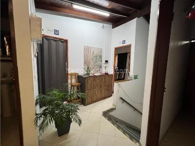 Casa de 4 alcobas en venta en Estadio, Medellín, 137 m² · foto 9 de 15