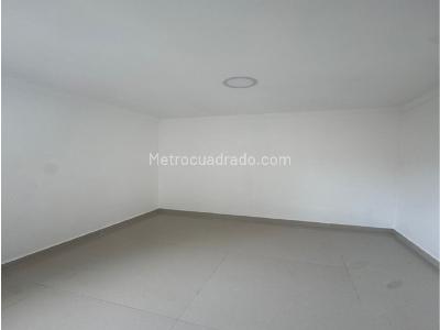 Apartamento de 3 alcobas en venta en Ducado, Bello, 80 m² · foto 4 de 11
