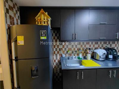 Apartamento de 2 alcobas en venta en Niquia, Bello, 56 m² · foto 2 de 19