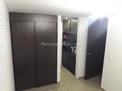 Apartamento de 2 alcobas en venta en Niquia, Bello, 56 m² · foto 4 de 19