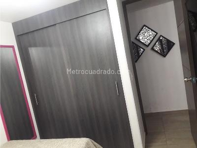 Apartamento de 2 alcobas en venta en Niquia, Bello, 56 m² · foto 9 de 19