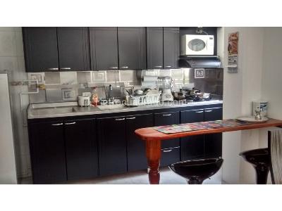 Apartamento de 3 alcobas en venta en Rodeo Alto, Medellín, 70 m² · foto 2 de 14
