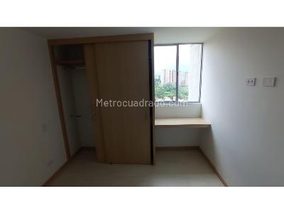Apartamento de 3 alcobas en venta en Amazonia, Bello, 56 m² · foto 5 de 6