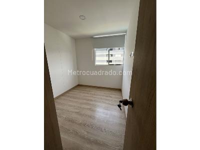Apartamento de 3 alcobas en venta en Guayabal, Medellín, 68 m² · foto 5 de 9