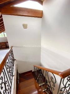 Casa de 5 alcobas en venta en El Poblado Las Palmas, Medellín, 282 m² · foto 4 de 18