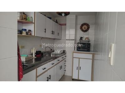 Apartamento en venta en Simon Bolivar, Medellín · foto 8 de 16