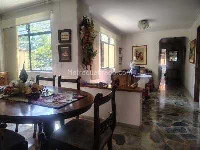 Apartamento de 3 alcobas en venta en Conquistadores, Medellín, 115 m² · foto 3 de 20