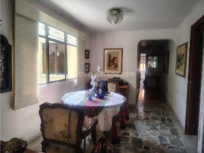 Apartamento de 3 alcobas en venta en Conquistadores, Medellín, 115 m² · foto 4 de 20