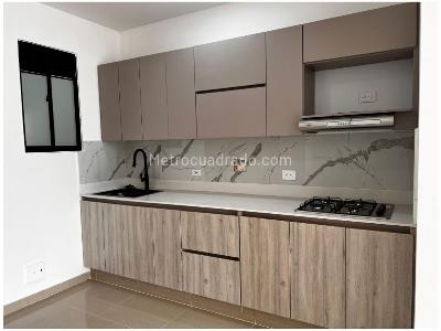 Apartamento en venta en Prado Centro, Medellín · foto 4 de 12