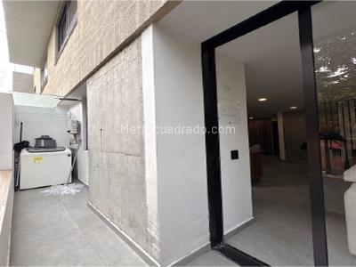 Apartamento en venta en Laureles, Medellín · foto 3 de 20