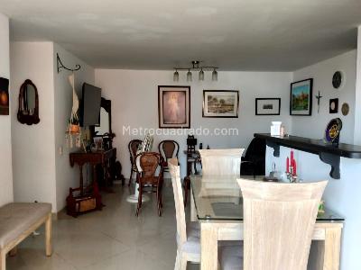 Apartamento de 3 alcobas en venta en El Poblado Loma Del Indio, Medellín, 74 m² · foto 4 de 16