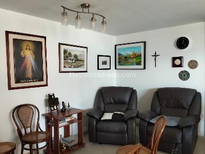 Apartamento de 3 alcobas en venta en El Poblado Loma Del Indio, Medellín, 74 m² · foto 5 de 16