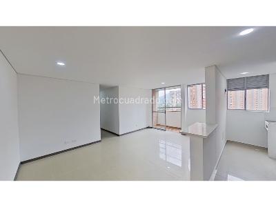 Apartamento en venta en Itagui, Itagüí · foto 2 de 20