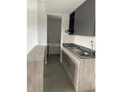 Apartamento de 2 alcobas en venta en Barro Blanco, Rionegro, 62 m² · foto 3 de 9