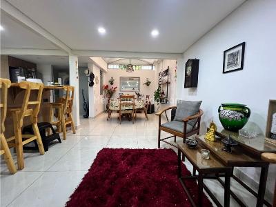 Casa de 3 alcobas en venta en Belen La Mota, Medellín, 130 m² · foto 2 de 20
