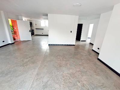 Apartamento en venta en La Aguacatala, Medellín · foto 3 de 20