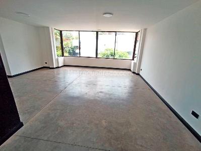 Apartamento en venta en La Aguacatala, Medellín · foto 4 de 20