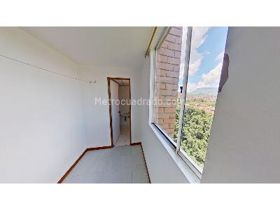 Apartamento en venta en Loma De Los Bernal, Medellín · foto 16 de 20