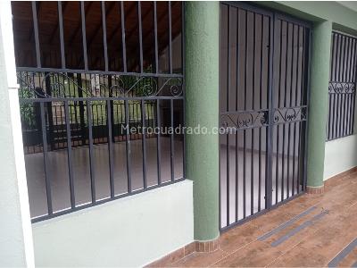 Apartamento en venta en Loma De Los Bernal, Medellín · foto 20 de 20