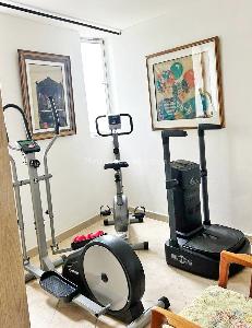 Apartamento de 4 alcobas en venta en El Poblado, Medellín, 206 m² · foto 8 de 19