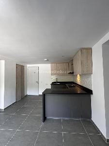 Apartamento de 3 alcobas en venta en Vereda Los Gomez, Itagüí, 57 m² · foto 4 de 20