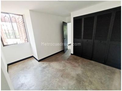 Apartamento de 3 alcobas en venta en La Aguacatala, Medellín, 100 m² · foto 11 de 13