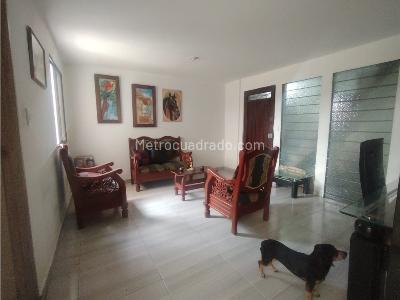 Apartamento de 4 alcobas en venta en Villa Hermosa, Medellín, 148 m² · foto 2 de 20
