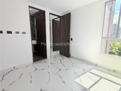 Apartamento de 3 alcobas en venta en Itagui, Itagüí, 70 m² · foto 7 de 18