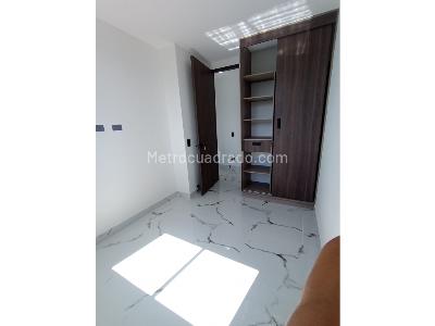 Apartamento de 3 alcobas en venta en Itagui, Itagüí, 70 m² · foto 11 de 18