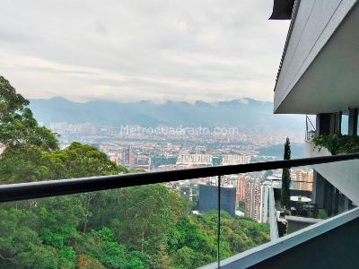 Apartamento de 3 alcobas en venta en El Poblado Las Palmas, Medellín, 100 m² · foto 2 de 19