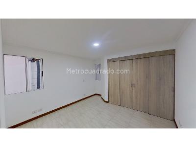 Apartamento de 1 alcoba en venta en Laureles, Medellín, 67 m² · foto 3 de 20