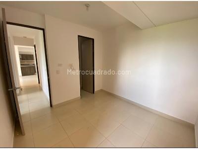 Apartamento de 3 alcobas en venta en Niquia, Bello, 68 m² · foto 7 de 14