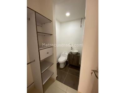 Apartamento de 3 alcobas en venta en Niquia, Bello, 68 m² · foto 9 de 14