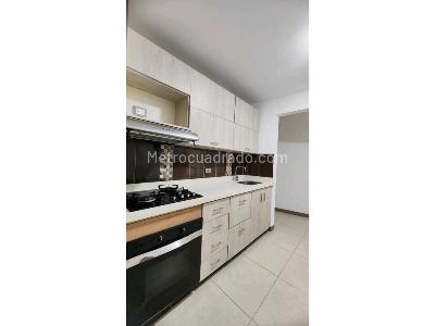 Apartamento en venta en Simon Bolivar, Medellín · foto 3 de 11
