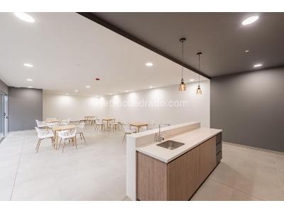 Apartaestudio en venta en El Poblado, Medellín, 52 m² · foto 13 de 15