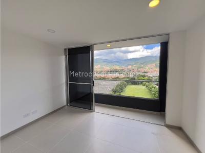 Apartamento en venta en Itagui, Itagüí · foto 4 de 20