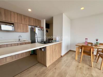 Apartamento de 2 alcobas en venta en El Trianon, Envigado, 84 m² · foto 5 de 16