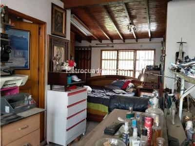 Casa de 5 alcobas en venta en Simon Bolivar, Medellín, 325 m² · foto 4 de 7