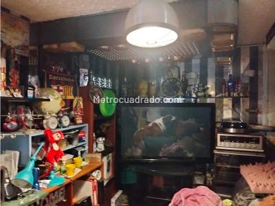 Casa de 5 alcobas en venta en Simon Bolivar, Medellín, 325 m² · foto 5 de 7