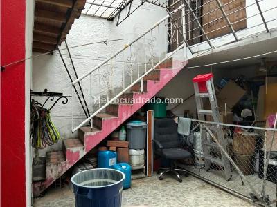 Casa de 5 alcobas en venta en Simon Bolivar, Medellín, 325 m² · foto 7 de 7