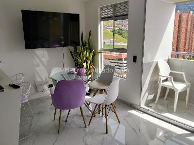 Apartamento en venta en Calasanz Parte Alta, Medellín · foto 2 de 15