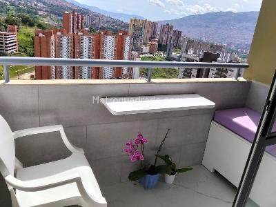Apartamento en venta en Calasanz Parte Alta, Medellín · foto 3 de 15