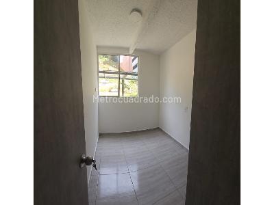 Apartamento de 3 alcobas en venta en Santa Ana, Bello, 50 m² · foto 4 de 10