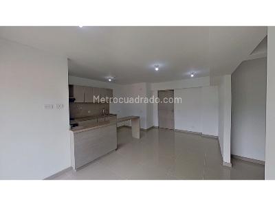 Apartamento de 3 alcobas en venta en Tres Esquinas, Sabaneta, 69 m² · foto 2 de 19
