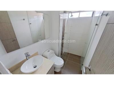 Apartamento de 3 alcobas en venta en Tres Esquinas, Sabaneta, 69 m² · foto 10 de 19