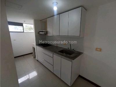 Apartamento en venta en Envigado, Medellín · foto 3 de 20